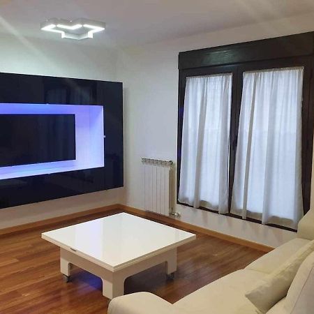 Centro Aparcamiento Gratuito Al Lado Del Pilar Apartment Сарагоса Екстериор снимка